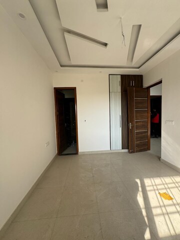 Building Lobby in 3 BHK Villa at Aman Luxury Apartments, Sahastradhara Road – for Sale