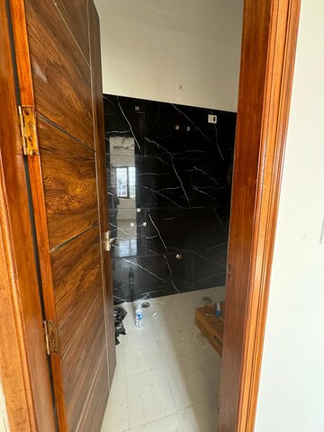 Furnished Amenities in 3 BHK Villa at Aman Luxury Apartments, Sahastradhara Road – for Sale