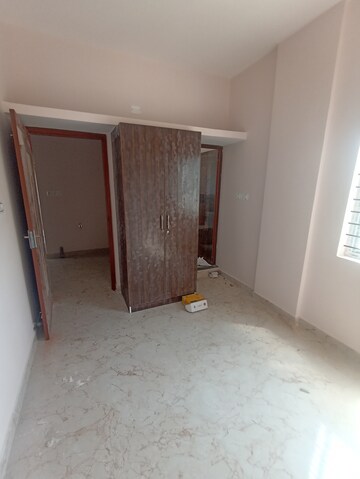 Room in 2 BHK Builder Floor at Hsr Layout – for Rent