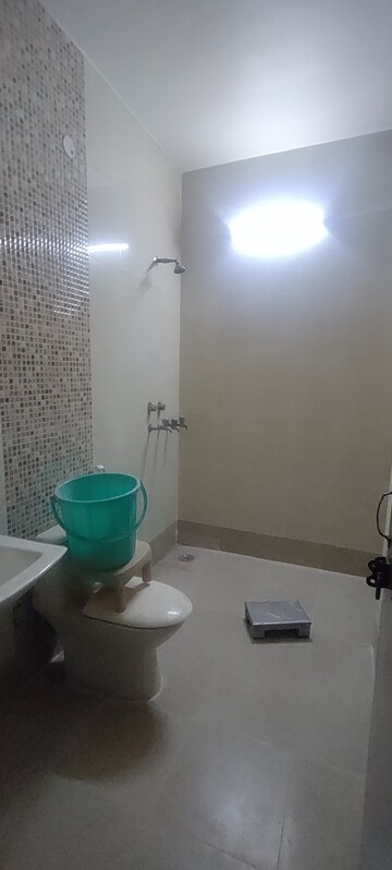 Master Bedroom in 2 BHK Builder Floor at Sector 37 – for Rent