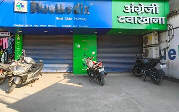 Shop For Rent in Kokar