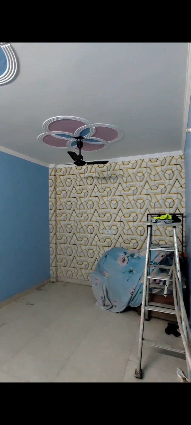 undefined, burari 2.5 Bedroom 75 Sq.Yd. Apartment In Burari Delhi 8195305