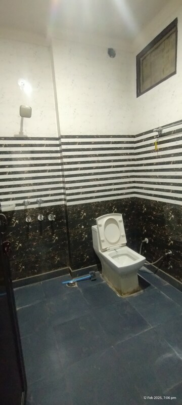 Bathroom in 3 BHK Builder Floor at Uttam Nagar – for Rent