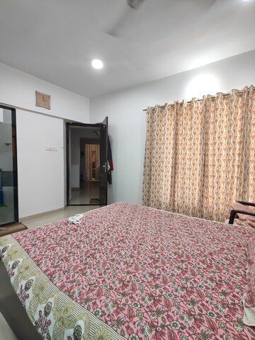 Bedroom in 2 BHK Apartment at Kumar Kruti, Kalyani Nagar – for Rent
