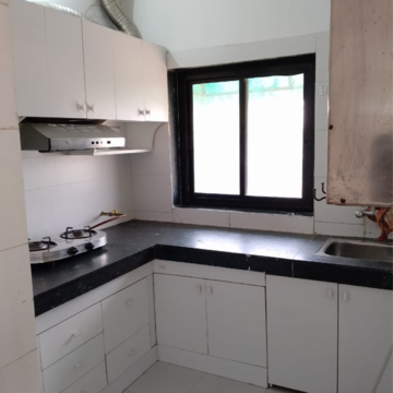 Kitchen in 1.5 BHK Villa at Sector 21 – for Rent
