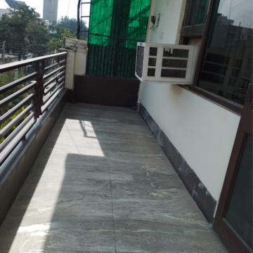 Balcony in 1.5 BHK Villa at Sector 21 – for Rent