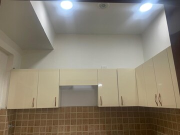 Furnished Amenities in 3 BHK Apartment at Mahagun Mywoods II, Sector 16c Greater Noida – for Rent