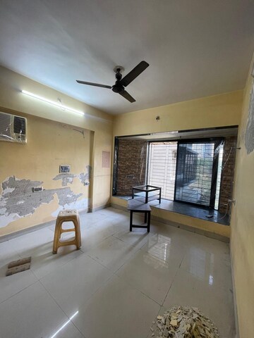 Living Room in 2.5 BHK Apartment at Awesome Heights, Andheri East – for Rent