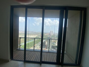 Room in 2 BHK Apartment at Lodha Gardenia, Wadala – for Sale