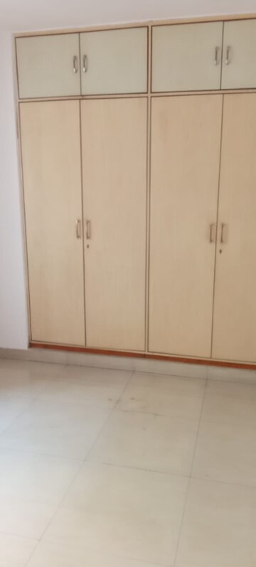 Room in 2 BHK Apartment at Eternity Mall, Thane West – for Sale