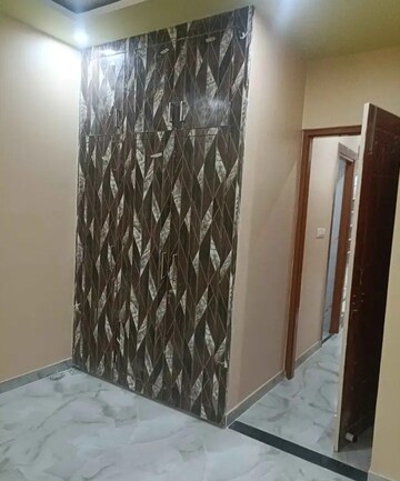 Building Lobby in 2 BHK Independent House at Jankipuram – for Rent