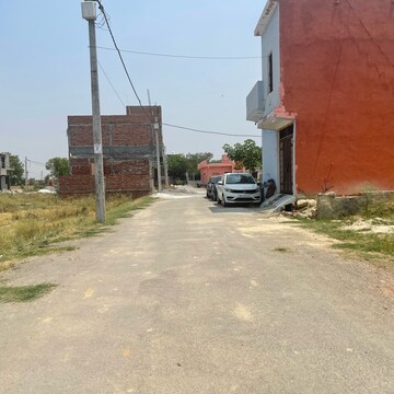 Plot – Exterior View View at Dhoom Manikpur - for Sale