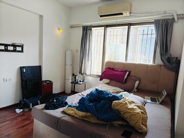 Bedroom in 3 BHK Apartment at Lake Home, Powai – for Rent