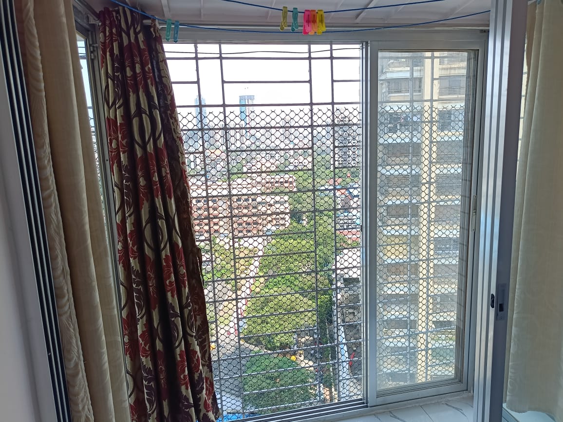 1.5 BHK + Study Room Apartment For Sale in Zainab Tower