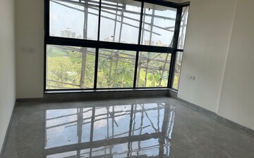 Room in 1 BHK Apartment at Vaishnavi Dham Complex, Asangaon – for Sale