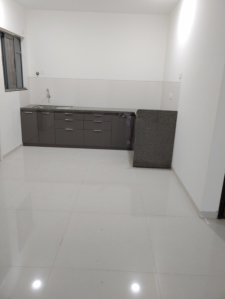 Room, rohan-madhuban 2 Bedroom 1000 Sq.Ft. Apartment In Bavdhan Pune 8195480