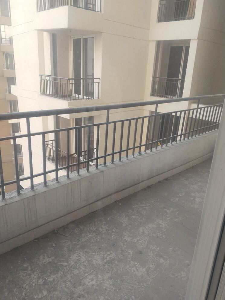 Balcony, amrapali-golf-homes 2 Bedroom 835 Sq.Ft. Apartment In Sector 4, Greater Noida Greater Noida 8195516