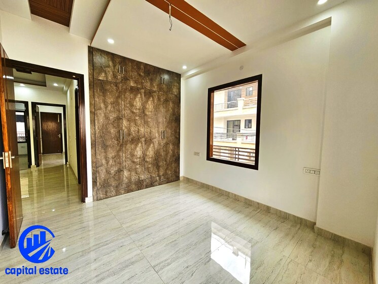 Room, peer mucchalla 3 Bedroom 1500 Sq.Ft. Apartment In Peer Mucchalla Zirakpur 8195626