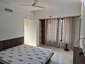 Bedroom in 2 BHK Apartment at Vasant Valley Complex, Malad East – for Rent