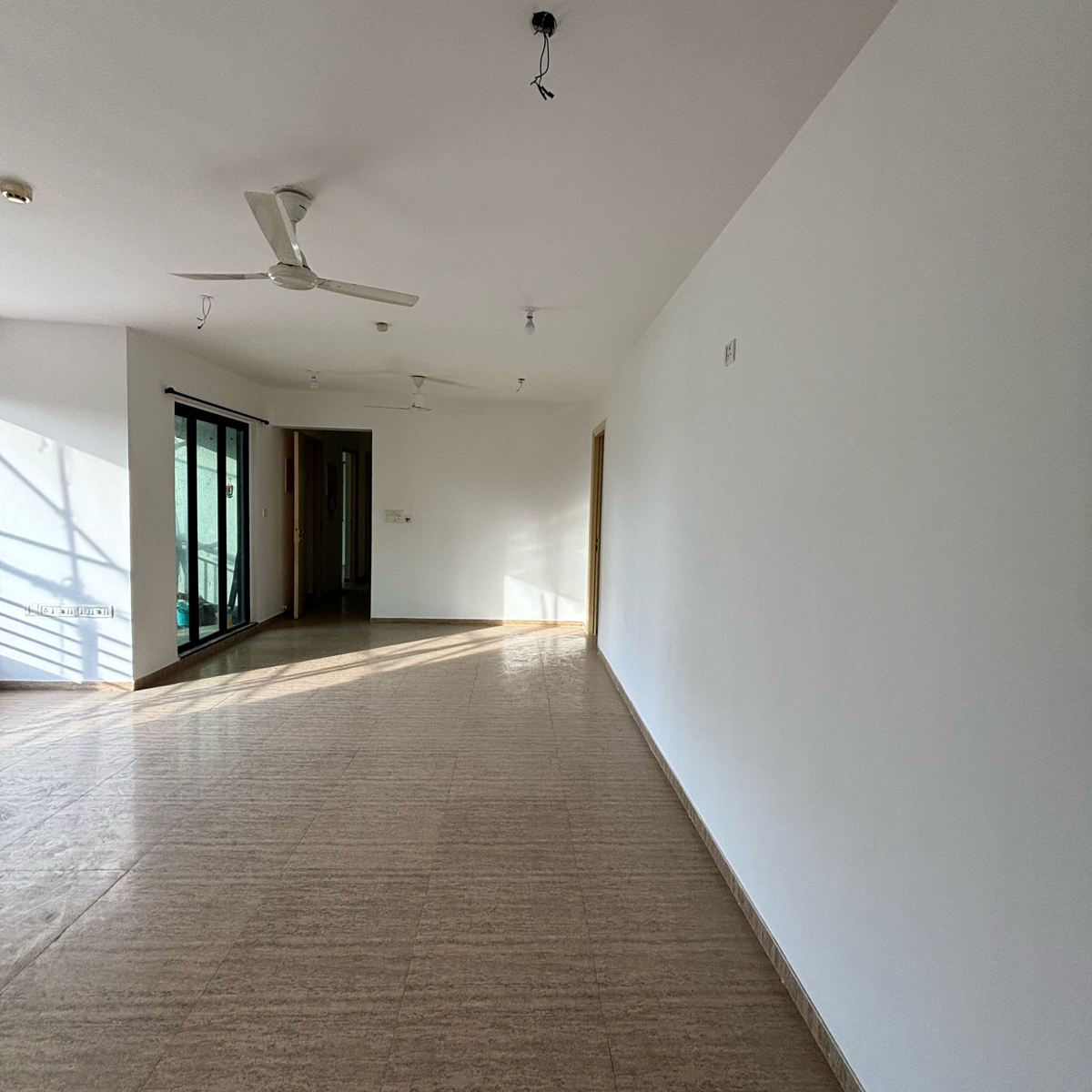 3 BHK Apartment For Sale in Mahindra Splendour