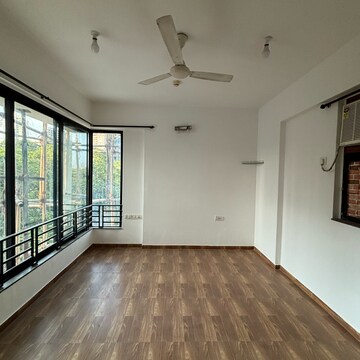 Room in 3 BHK Apartment at Mahindra Splendour, Gkw Colony – for Sale