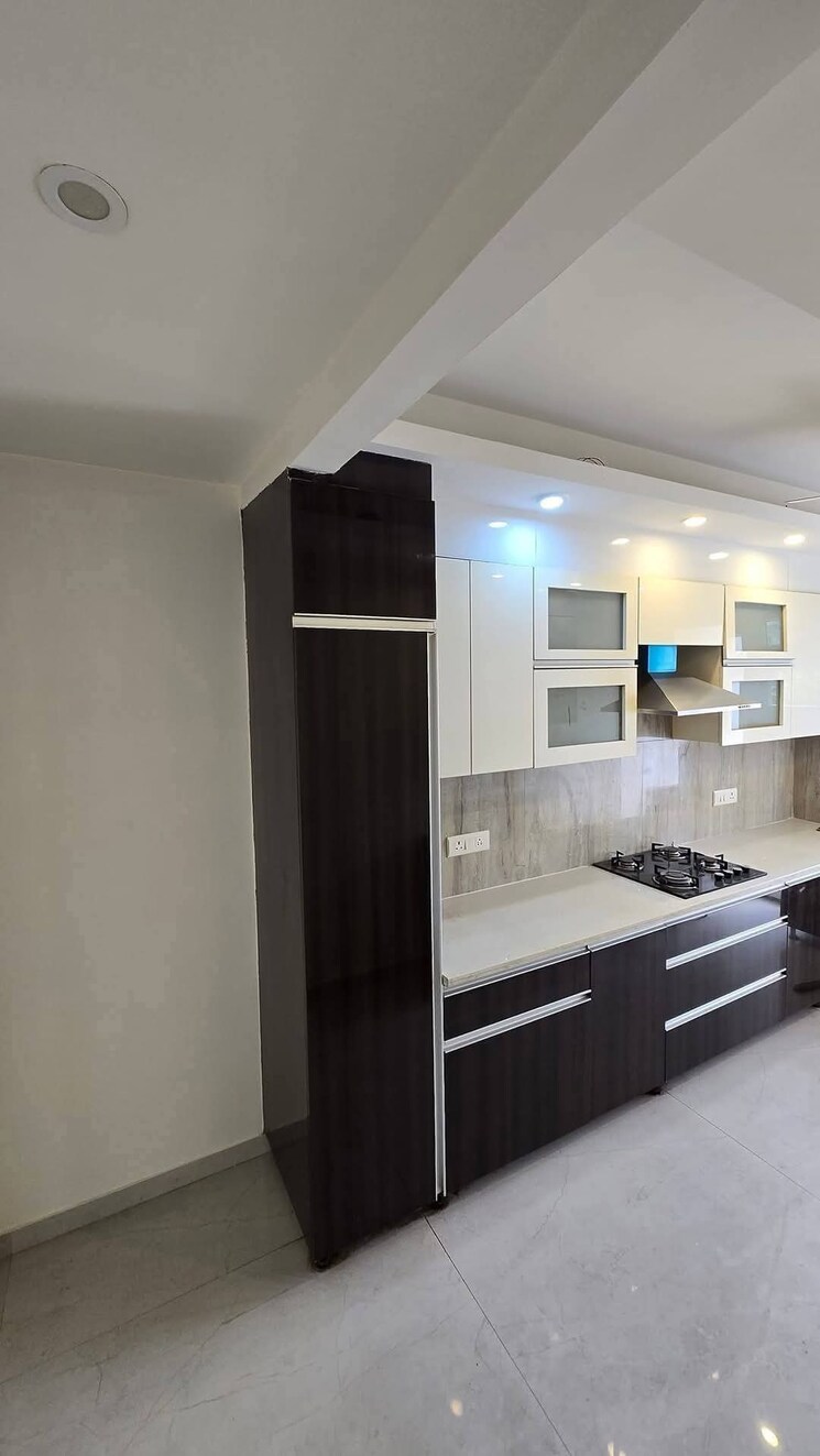 Kitchen, ansal-api-versalia 4 Bedroom 2700 Sq.Ft. Apartment In Sector 67a Gurgaon 8195694