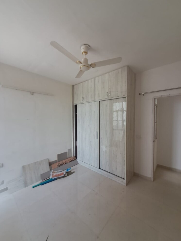 Room, signature-global-solera-2 2 Bedroom 577 Sq.Ft. Apartment In Sector 107 Gurgaon 8195707