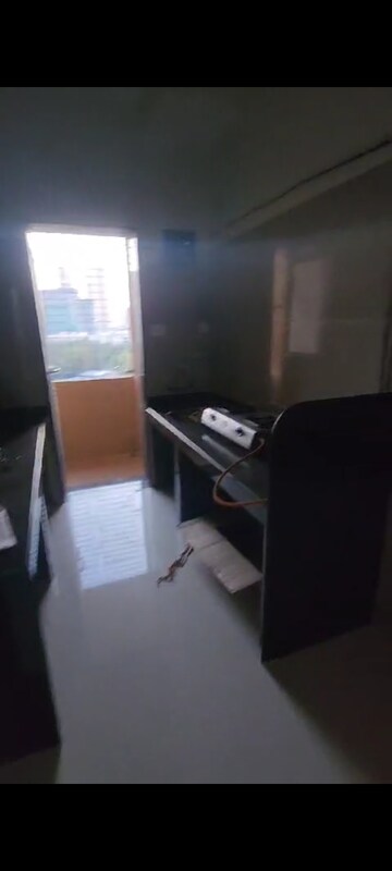 Team Area in 2 BHK Apartment at Mantri Park, Goregaon East – for Rent
