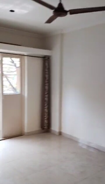 Room in 2 BHK Apartment at Kothrud – for Rent