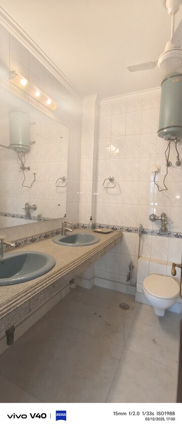 Bathroom in 4 BHK Apartment at Greater Kailash I – for Rent