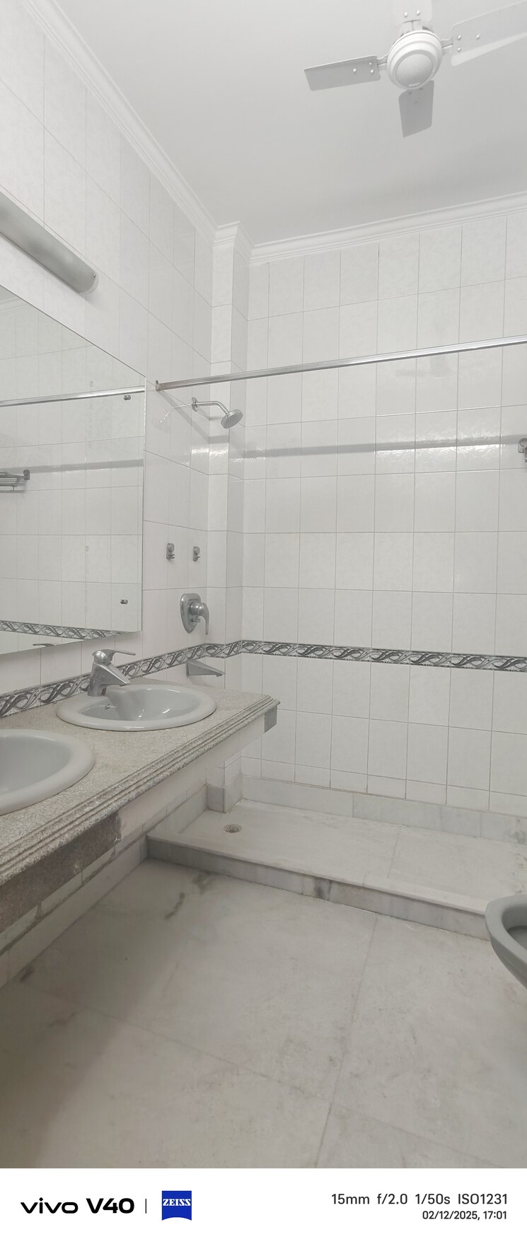 Bathroom, greater kailash i 4 Bedroom 2000 Sq.Ft. Apartment In Greater Kailash I Delhi 8195792