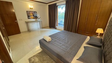 Bedroom in 3 BHK Apartment at Malcha Marg – for Rent