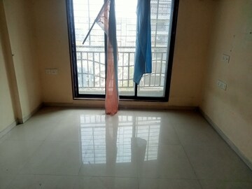 Room in 2 BHK Apartment at Bhairav Residency Mira Road, Mira Road East – for Rent