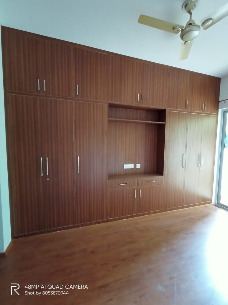 Room, vatika-signature-villas 3.5 Bedroom 3000 Sq.Ft. Villa In Sector 82 Gurgaon 8195810