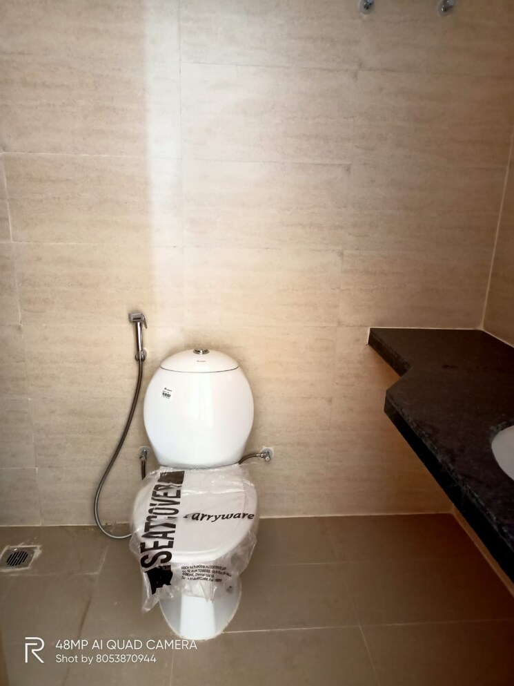 Bathroom, vatika-signature-villas 3.5 Bedroom 3000 Sq.Ft. Villa In Sector 82 Gurgaon 8195810