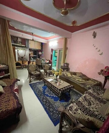 Living Room in 1 BHK Villa at Aliganj – for Rent