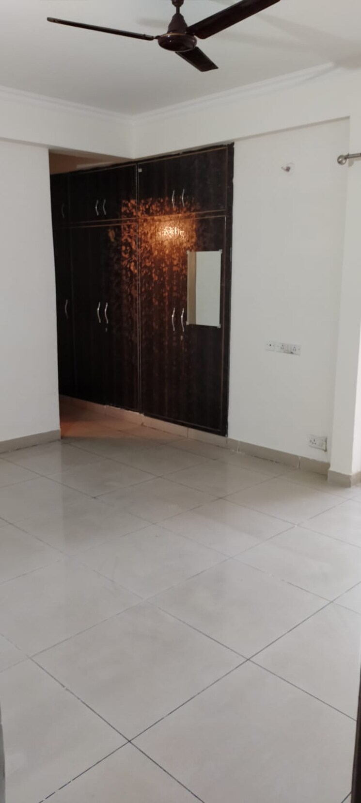 Room, mahagun-mywoods-iii 2 Bedroom 1125 Sq.Ft. Apartment In Sector 16c Greater Noida Greater Noida 8195866