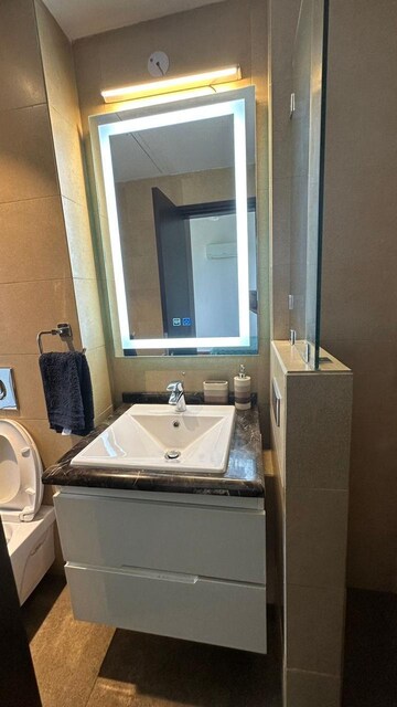 Furnished Amenities in 4 BHK Apartment at DLF The Ultima, Sector 81 – for Sale