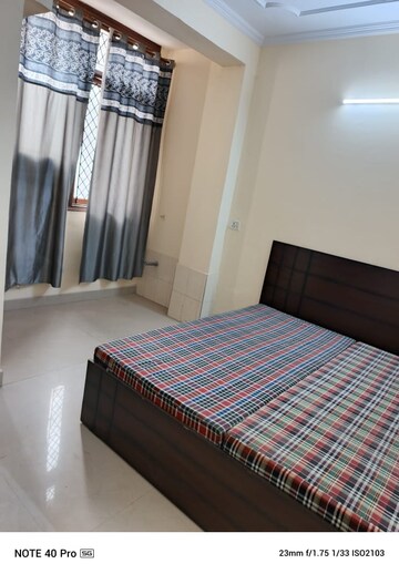 Bedroom in 4 BHK Builder Floor at Ardee City, Sector 52 – for Rent