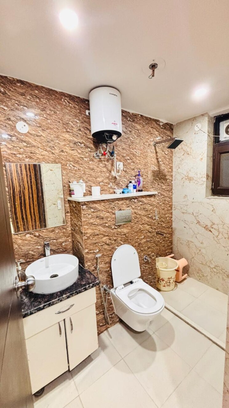 Master Bedroom, sector 57 3 Bedroom 263 Sq.Yd. Builder Floor In Sector 57 Gurgaon 8195907