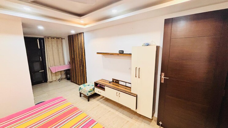 Bedroom, sector 57 3 Bedroom 263 Sq.Yd. Builder Floor In Sector 57 Gurgaon 8195907