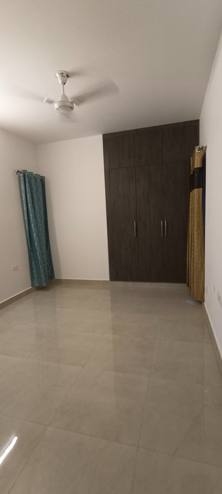 4 BHK + Servant Room Apartment For Sale in ABA Ivy County