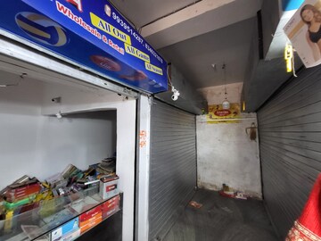  Shop – Exterior View View at Harmu - for Rent