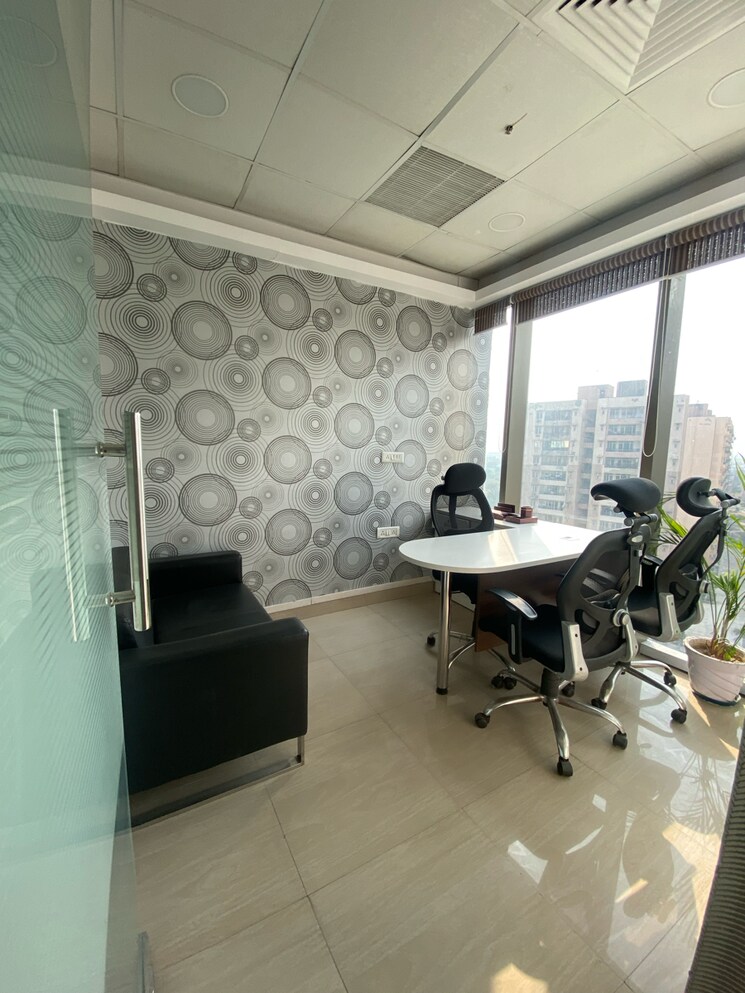 Team Area, assotech-business-cresterra Commercial Office Space 725 Sq.Ft. In Sector 135 Noida 8195953