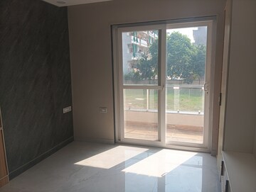 Room in 3 BHK Builder Floor at Puri Aman Vilas, Sector 89 – for Sale