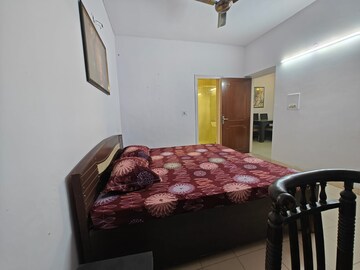 Bedroom in 2 BHK Apartment at Ansal Sushant Estate, Sector 52 – for Rent