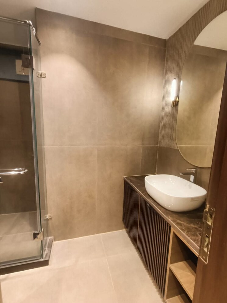 Bathroom, sector 49 3.5 Bedroom 1744 Sq.Ft. Builder Floor In Sector 49 Faridabad 8195976