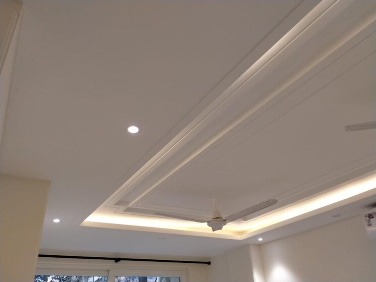 undefined, safdarjung enclave 3 Bedroom 1550 Sq.Ft. Builder Floor In Safdarjung Enclave Delhi 8196015