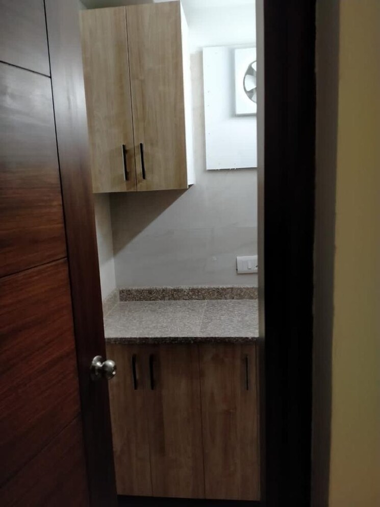 Bedroom, safdarjung enclave 3 Bedroom 1550 Sq.Ft. Builder Floor In Safdarjung Enclave Delhi 8196015