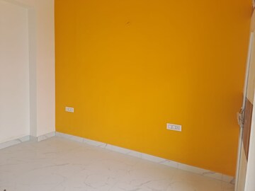 Room in 3 BHK Builder Floor at Sector 73 – for Sale